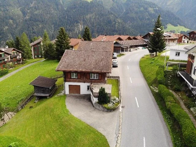 Heimeliges Einfamilienchalet mit einmaliger Aussicht