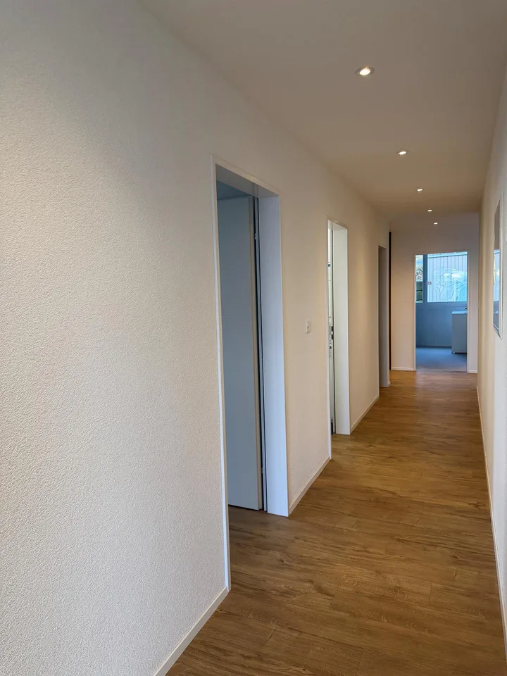 Moderne Wohnung im Eigentumsstandard