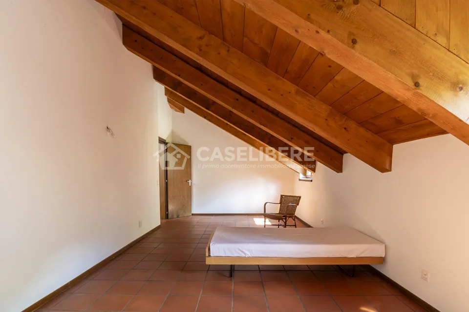DUPLEX SUL LAGO DI 4 LOCALI A MAGADINO – foto 16 di 23