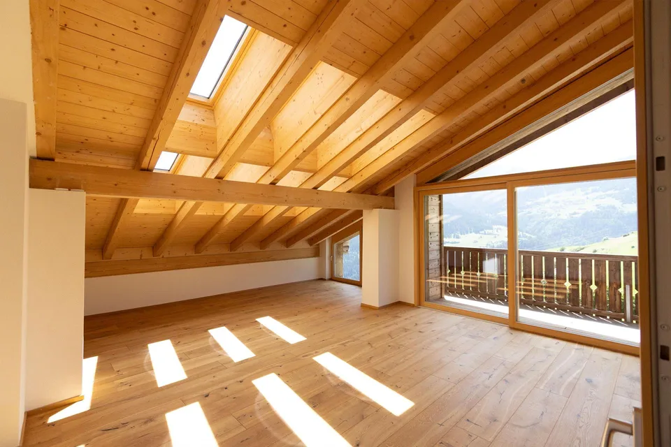 5.5 Zimmer Dach-Maisonettewohnung mit Panoramaaussicht