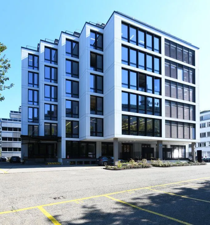 Abstell- und Einstellplätze in Zürich-Binz zu vermieten