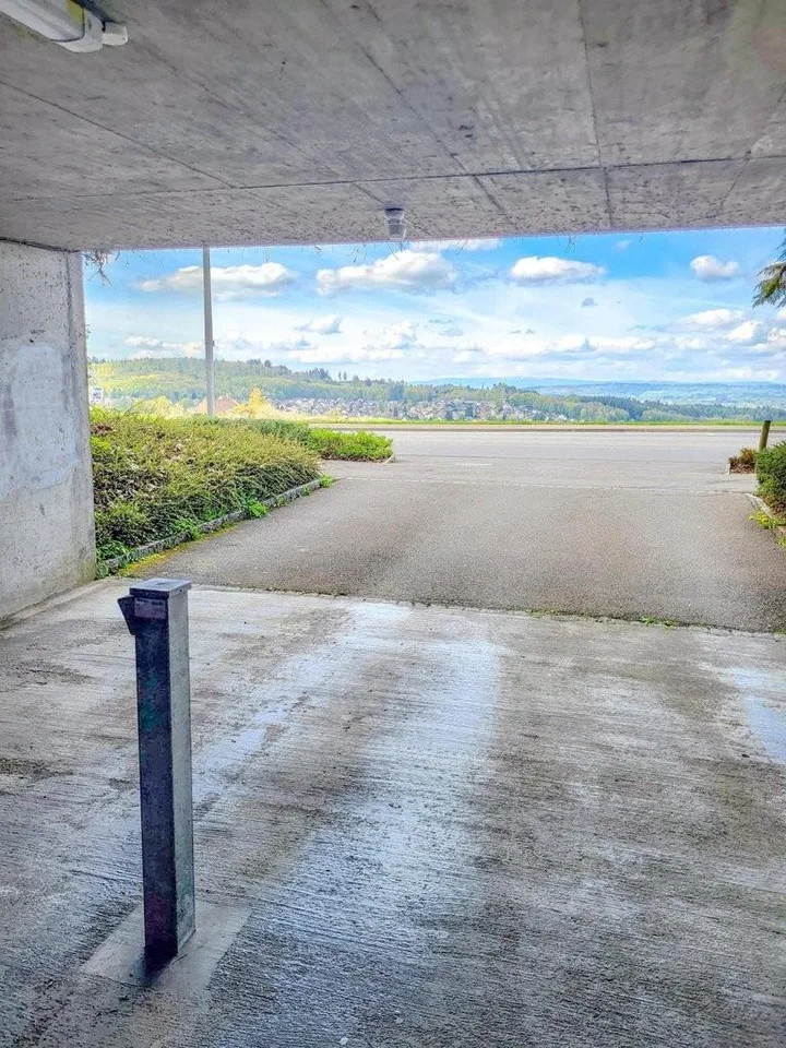 Einstellplatz im Spiegel