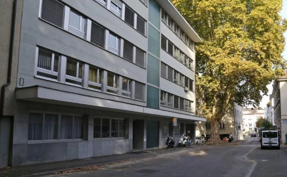 Flexible Lagerräume (42 & 43qm) im Kreis 8 - befristet bis 31.12.2026