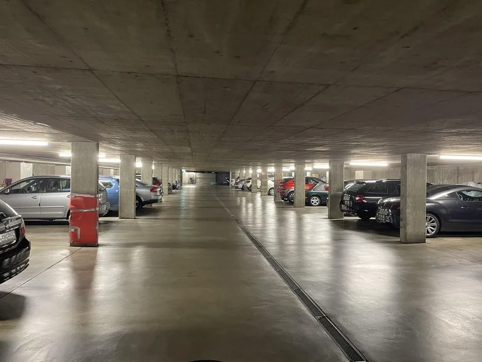 Motorradparkplatz gesucht?