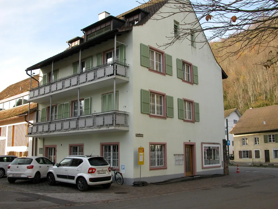 saniertes und helles 1-Zimmer Studio - im Dorfkern von Hölstein!