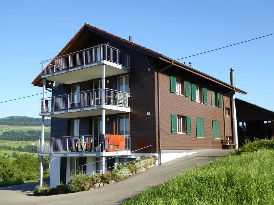 gemütliche Dachwohnung im Grünen