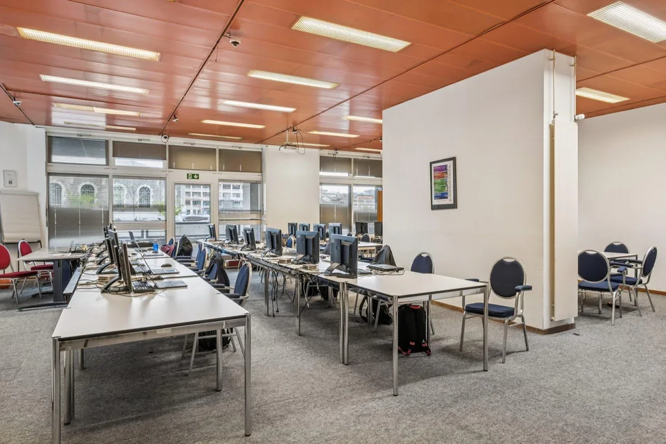 Bureau fonctionnels et stratégiquement situés au coeur de Genève – foto 11 di 13