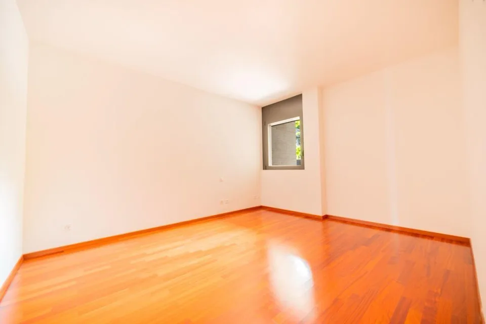 Prestigioso appartamento vista lago a due passi dal centro | Exklus...
