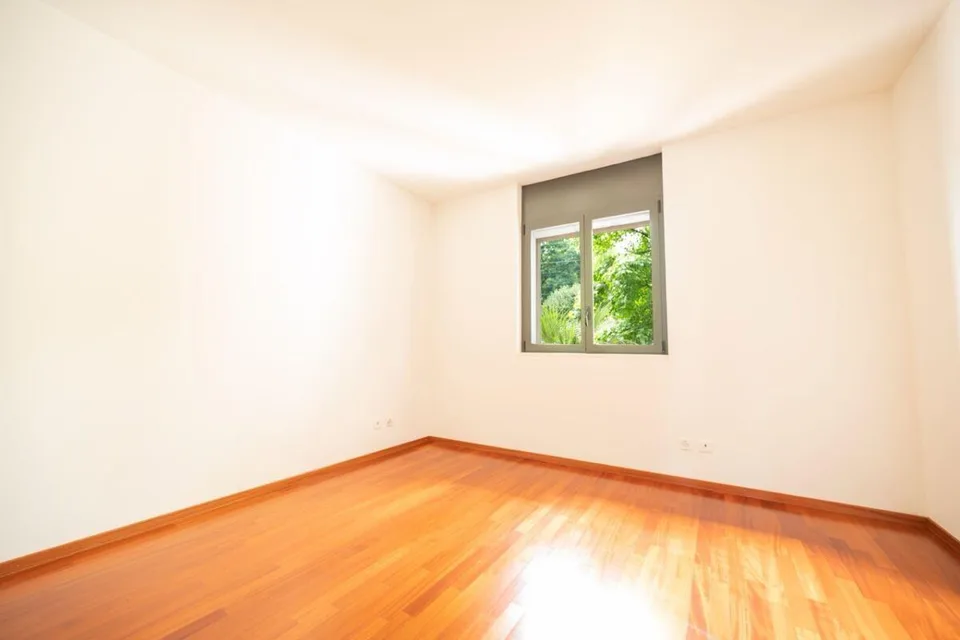 Exklusive Wohnung mit Seeblick, nur wenige Schritte vom Zentrum ent... – Foto 6 von 9