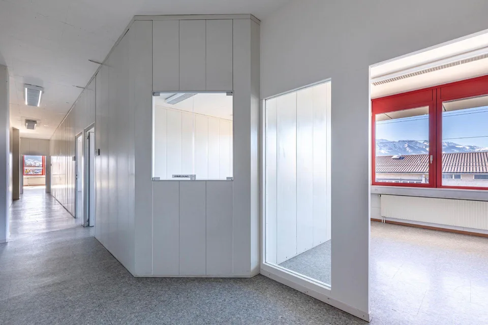 800 m² Gewerbefläche an bester Sichtlage - Laden, Showroom oder Büro – Foto 6 von 10