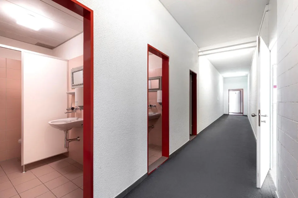 800 m² Gewerbefläche an bester Sichtlage - Laden, Showroom oder Büro – Foto 10 von 10