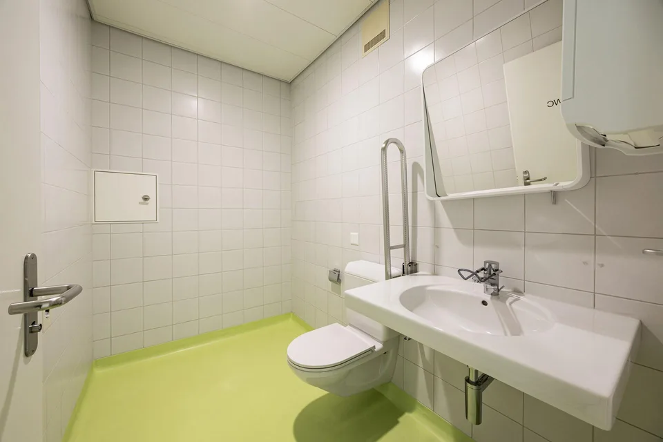 Attraktive Praxis- oder Büroräumlichkeiten an zentraler Lage – Foto 9 von 11