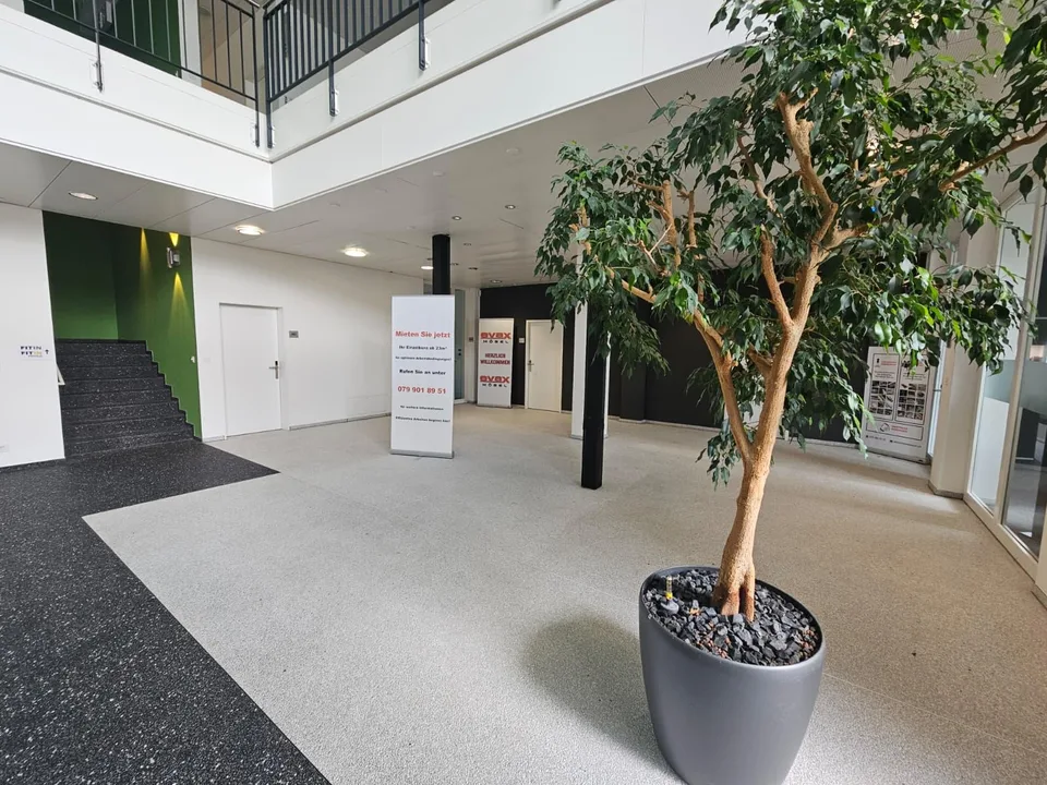 Attraktive Büroflächen im Gewerbepark Sevelen zu vermieten