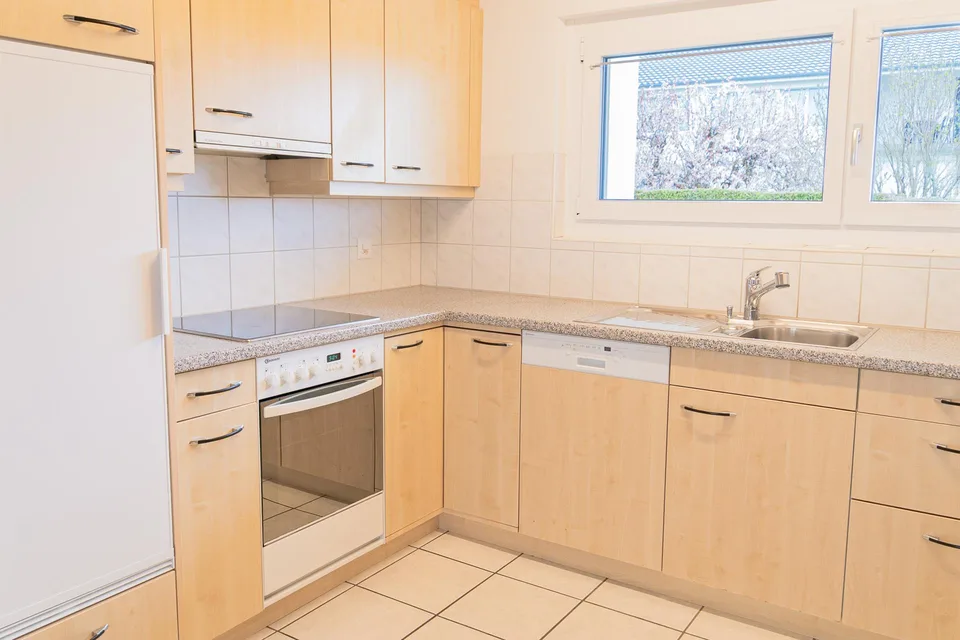 Idyllische 4.5-Zimmerwohnung mit Traumsicht und Wintergarten