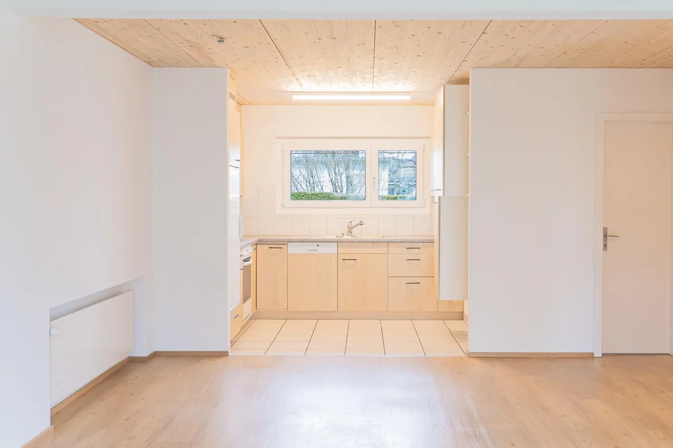 Idyllische 4.5-Zimmerwohnung mit Traumsicht und Wintergarten