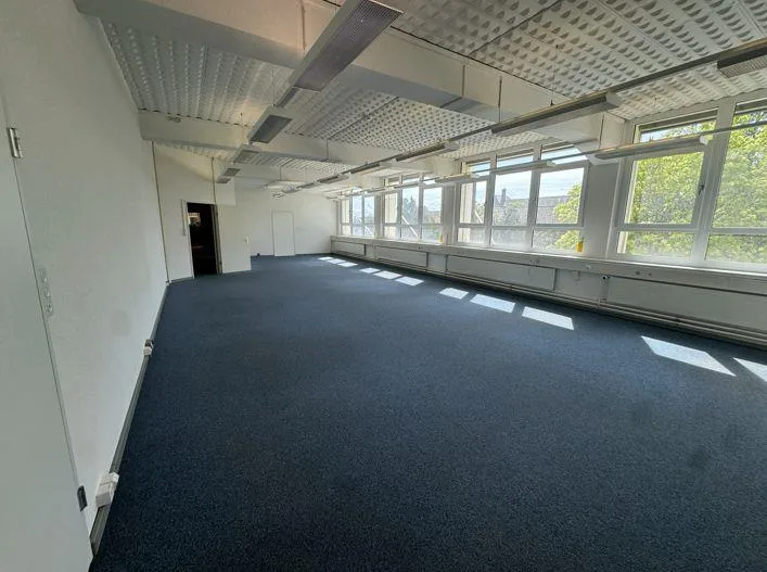 Gewerbe-/ Bürofläche in Solothurn an attraktiver Lage zu vermieten – foto 6 di 8