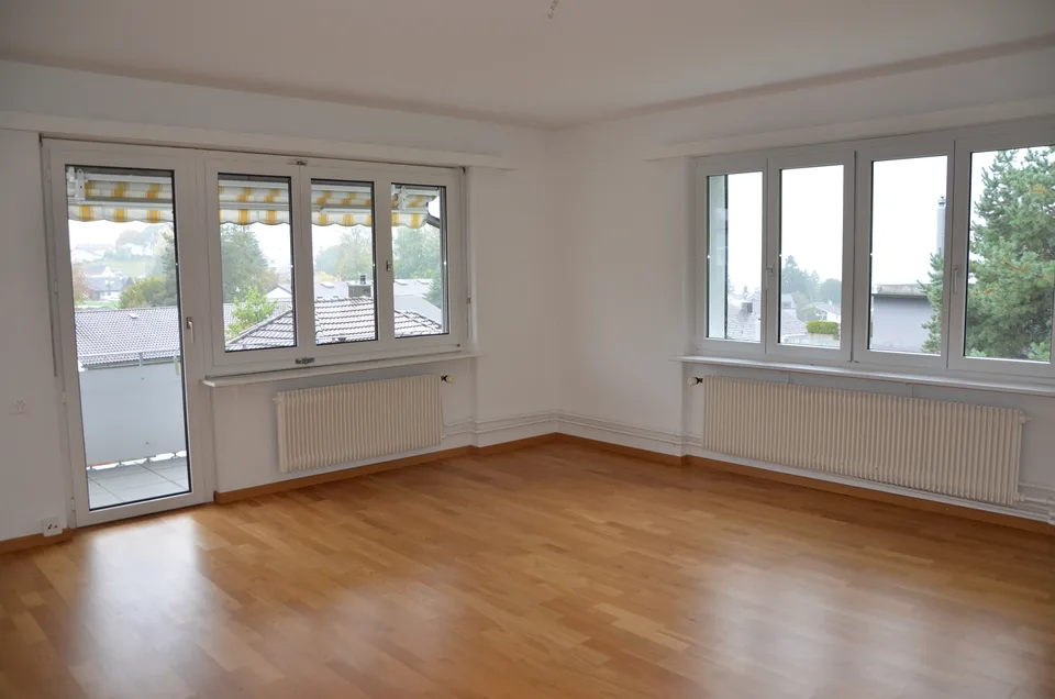 Geräumige 3-Zimmer-Wohnung mit Balkon