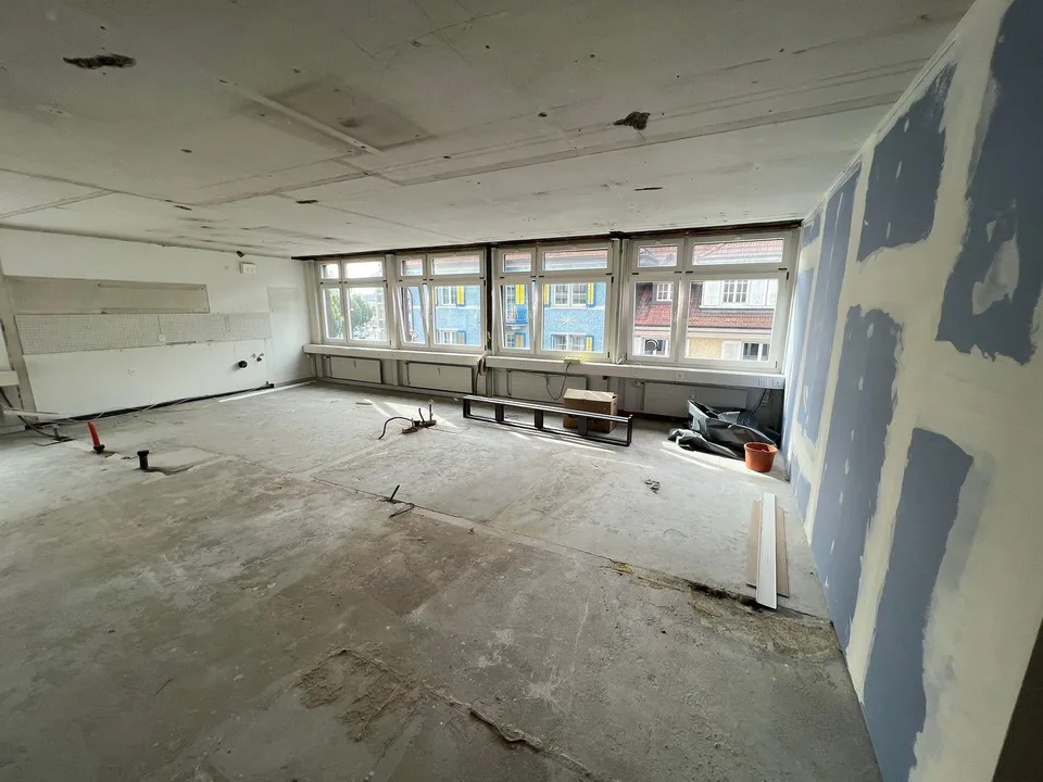 Zentrale Büro- und Gewerbefläche im Rohbau zu vermieten – Foto 9 von 11