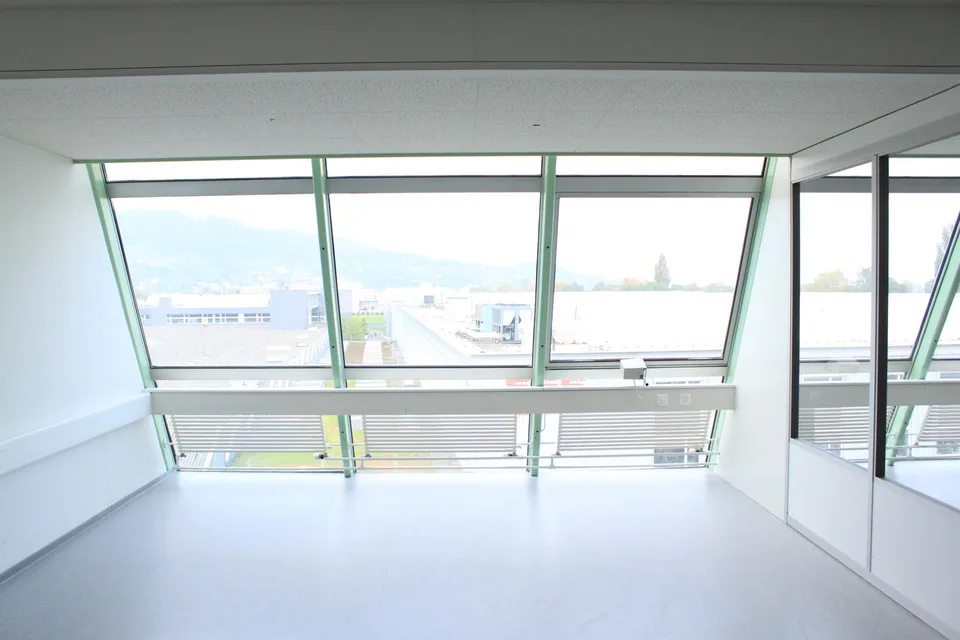 Büro 155m2 mit 3 Räumen - schöne Aussicht und mit Klimaanlage