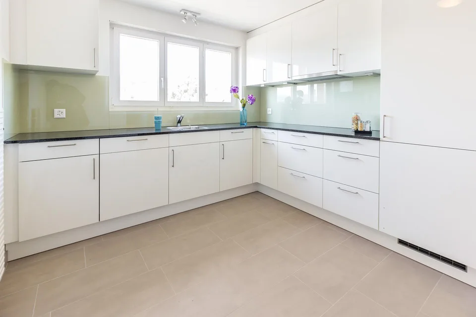 Grosszügige Wohnung an sonniger Wohnlage
