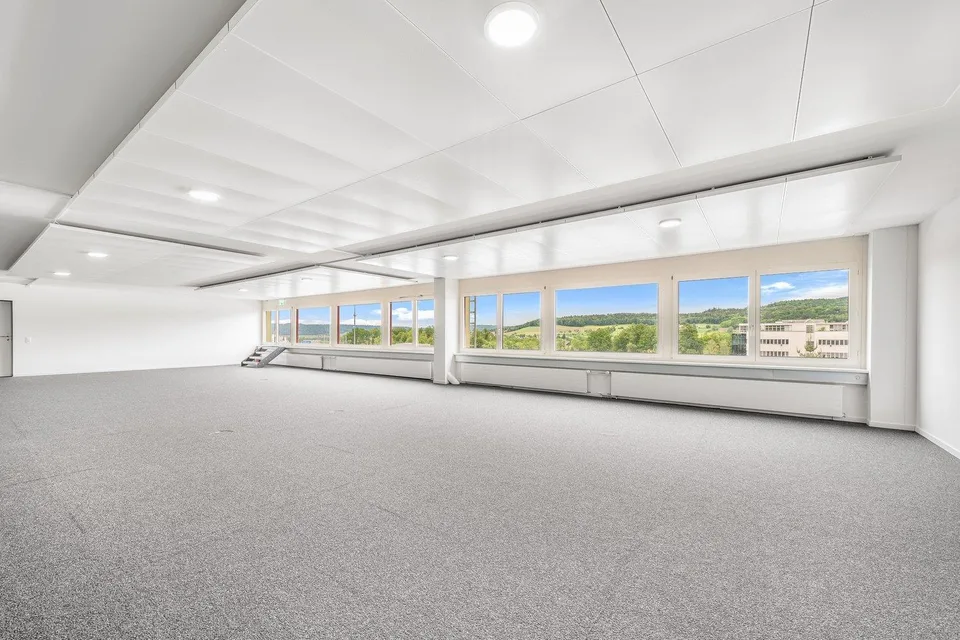 Ihre Büro-/Gewerberäumlichkeiten mit grosszügigem Grundriss!