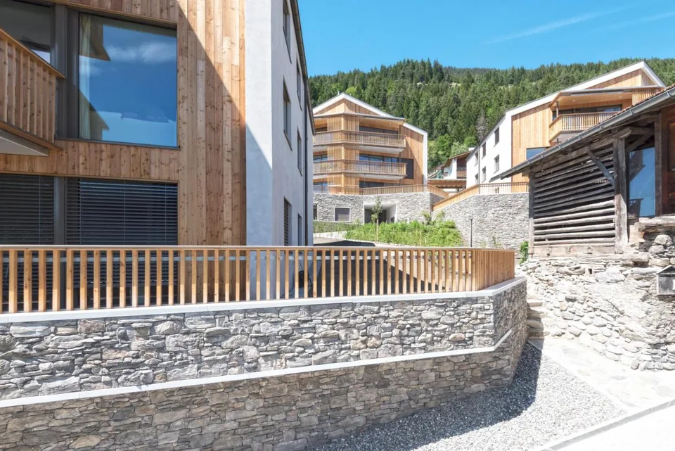 Grosse moderne Wohnung mit Weitsicht