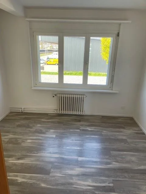 4 Zimmerwohnung direkt am Bahnhof