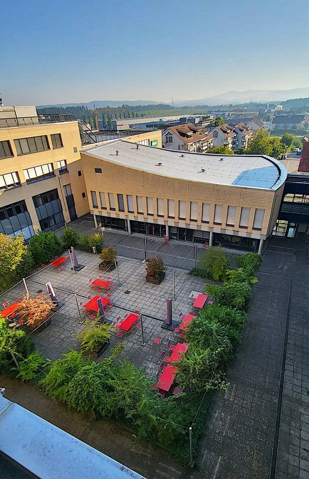 Spannende Bürofläche im EG für Schulung und Ausbildung!