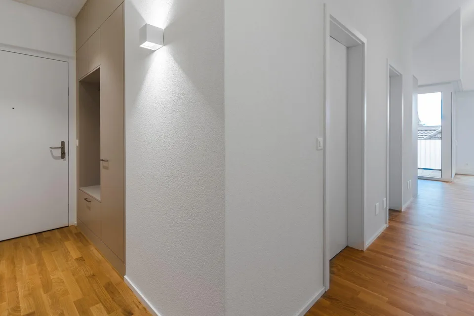 Charmante Dachwohnung an ruhiger Lage