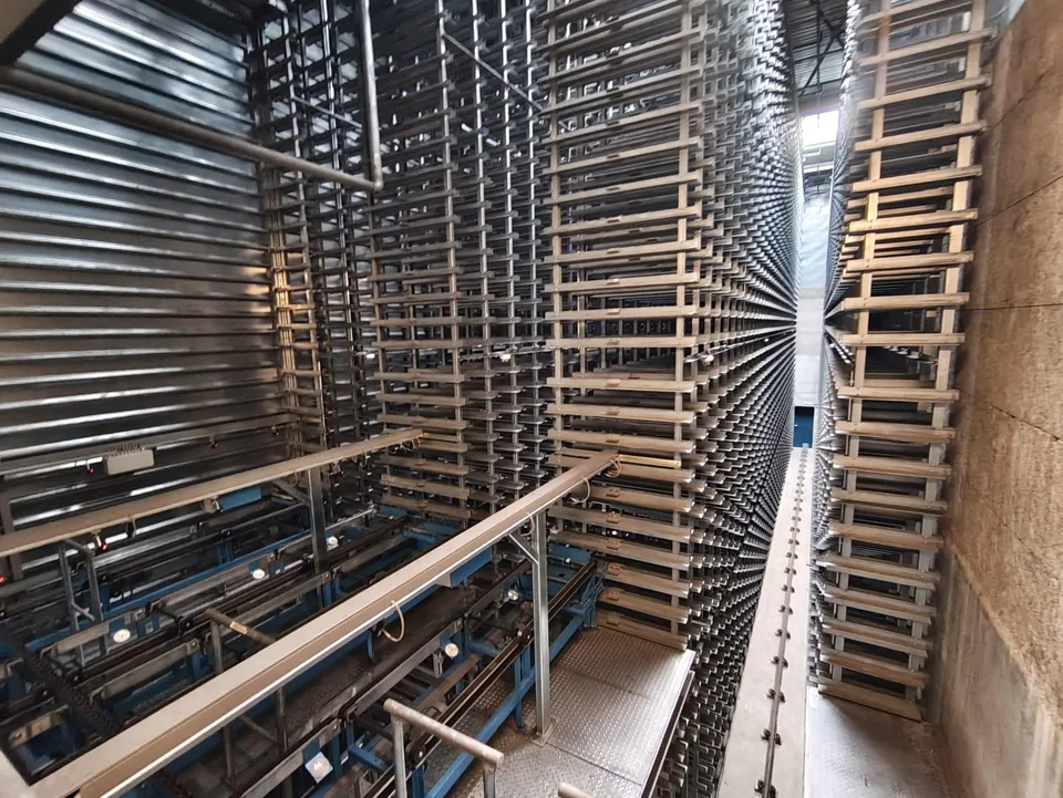 Automatisiertes Hochregallager mit Fördertechnik & Ausbaupotenzial – Foto 11 von 13