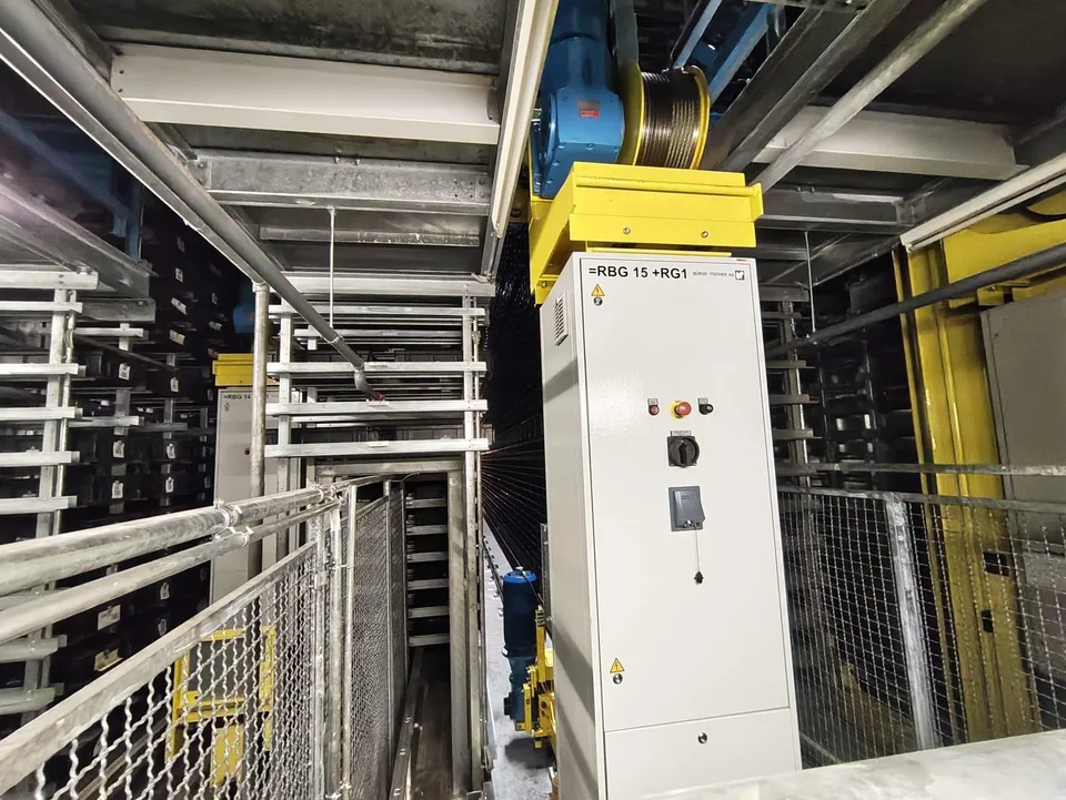 Automatisiertes Hochregallager mit Fördertechnik & Ausbaupotenzial – Foto 10 von 13