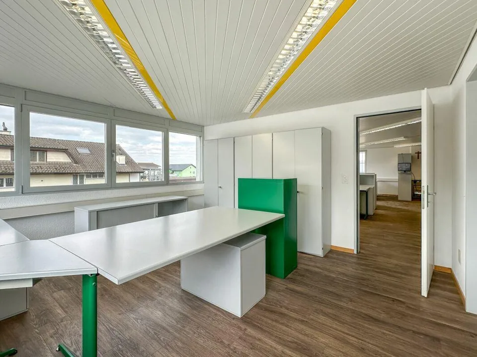 Werbewirksame Büro und Lagerräume mitten in Nottwil