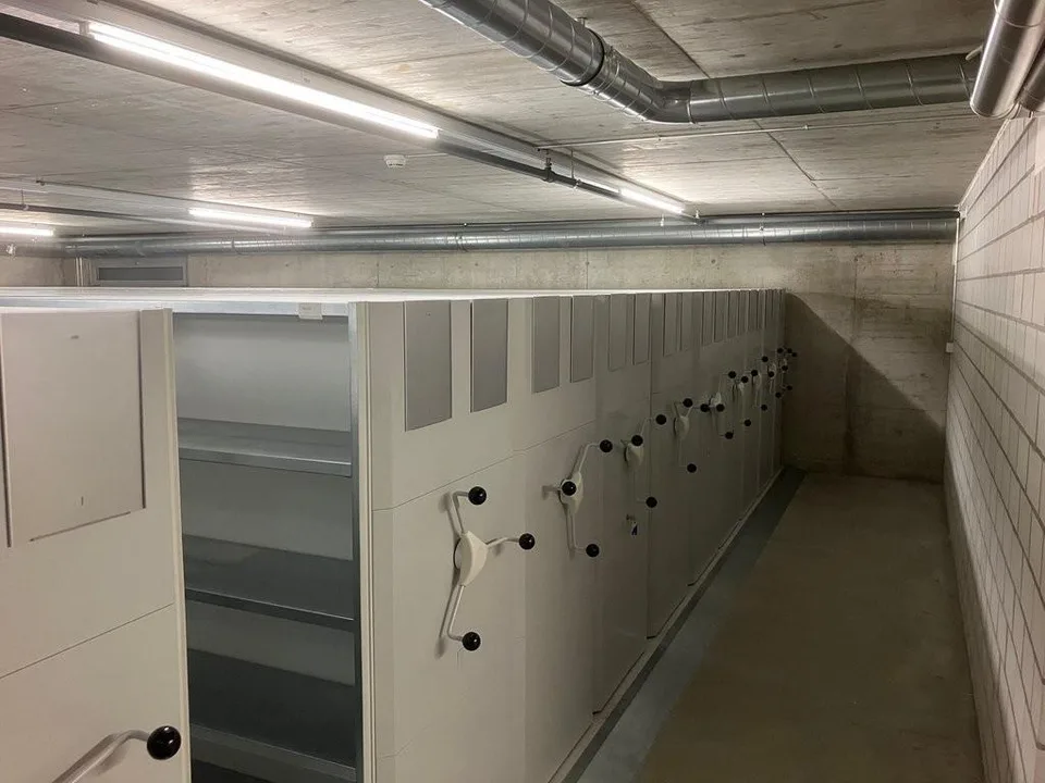 Archivraum mit Rollregalanlage in Zürich Oerlikon