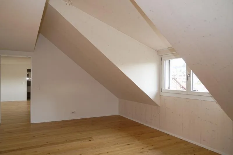 4.5-Zimmerwohnung- in historischen Mauern