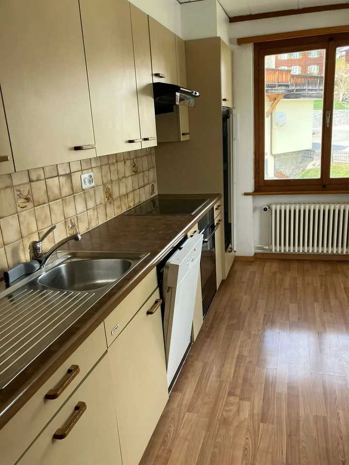Grosszügige 4.5 Zimmer Wohnung