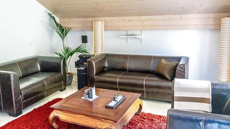 3½ ZI-WOHNUNG IN EYHOLZ (VS), MÖBLIERT