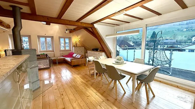 5½ ZIMMER-HAUS IN ERSCHWIL (SO), MÖBLIERT