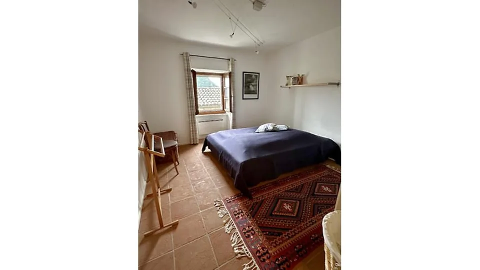 3 ZI-WOHNUNG IN PUGERNA (TI), MÖBLIERT, TEMPORÄR