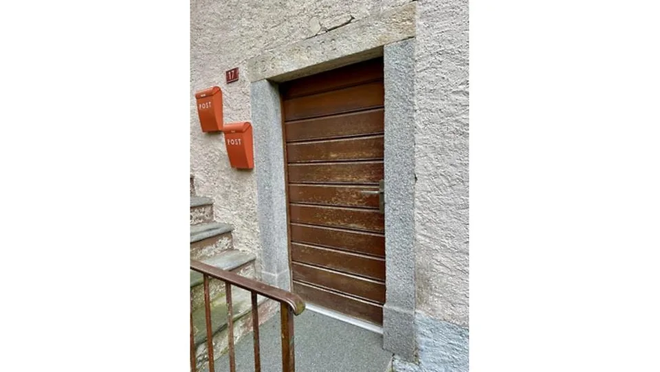3 ZI-WOHNUNG IN PUGERNA (TI), MÖBLIERT, TEMPORÄR