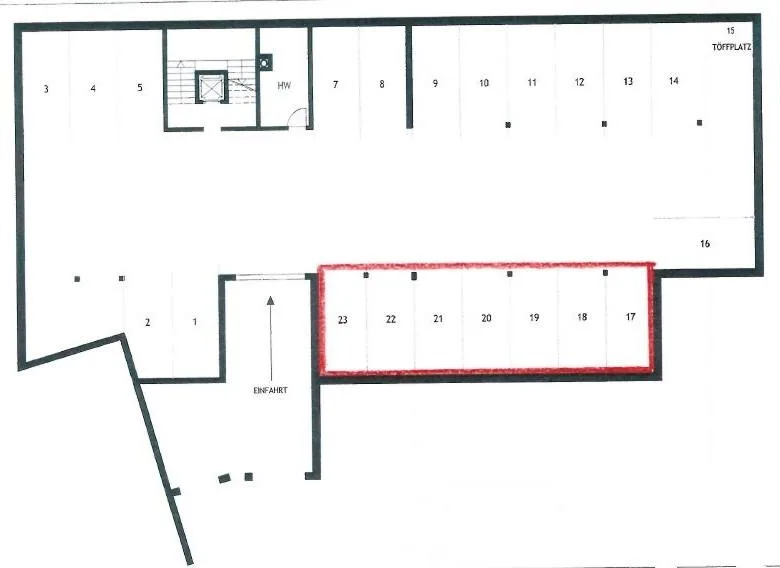 Parkplatz in Einstellhalle zentral