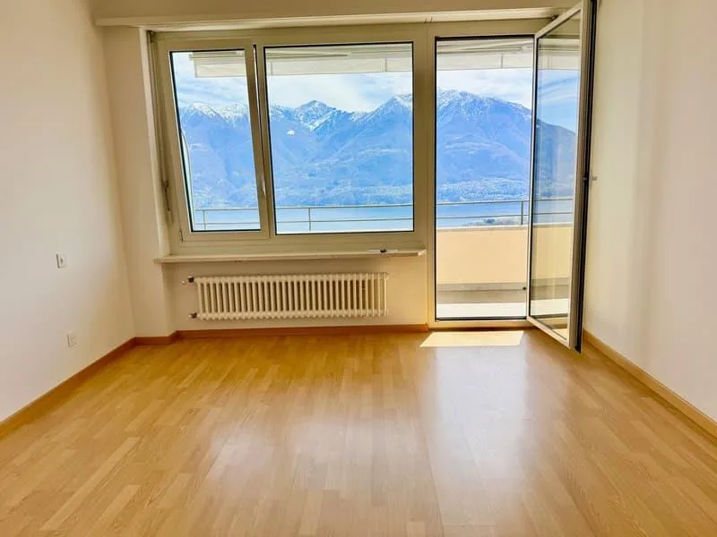 3.5 con vista panoramica - 3.5 mit Panorama-Aussicht
