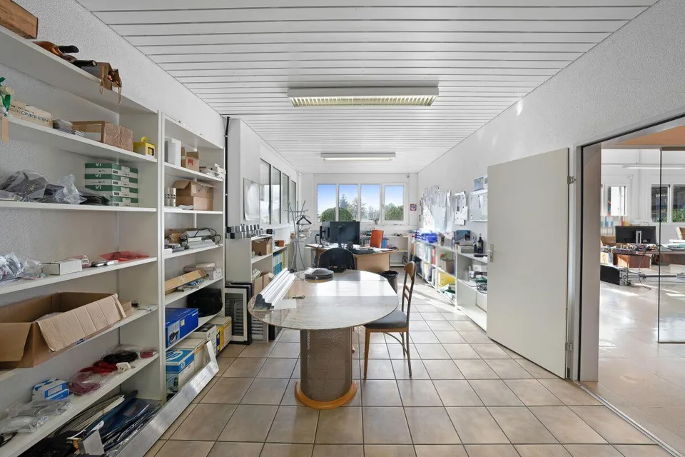 Büro- und Lagerräumlichkeiten – photo 6 sur 7