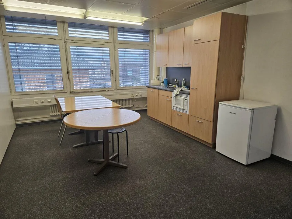 Gewerberäumlichkeiten – Foto 7 von 8