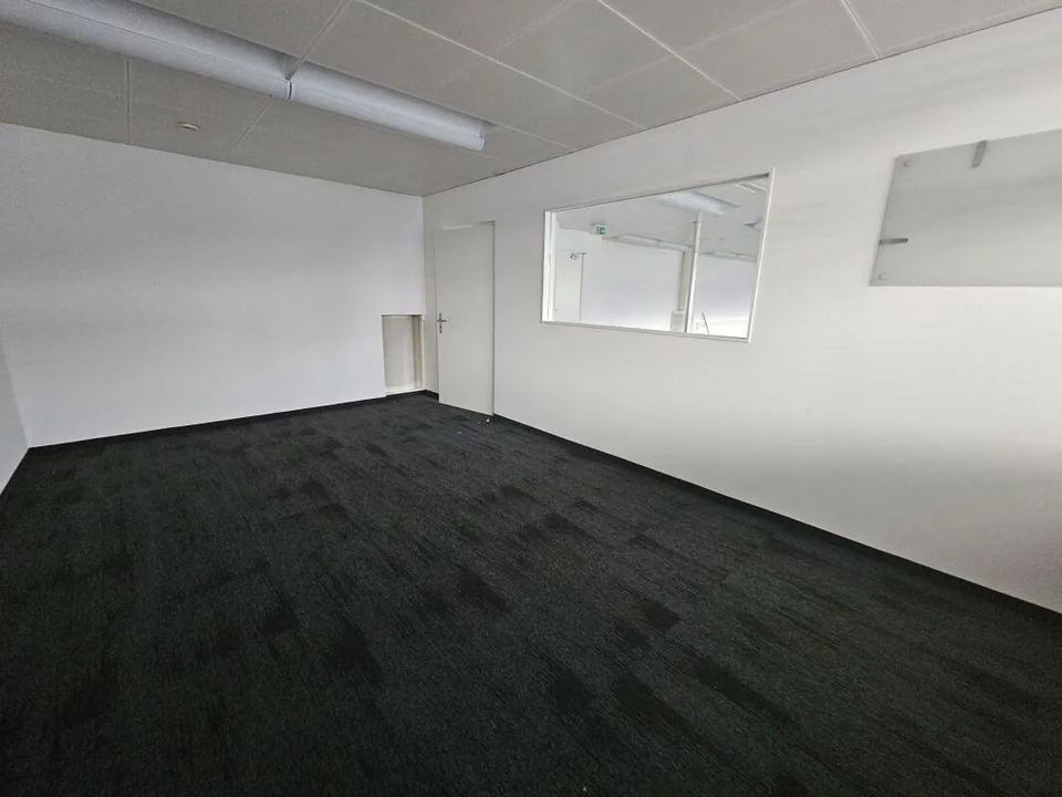 Gewerberäumlichkeiten – Foto 6 von 8