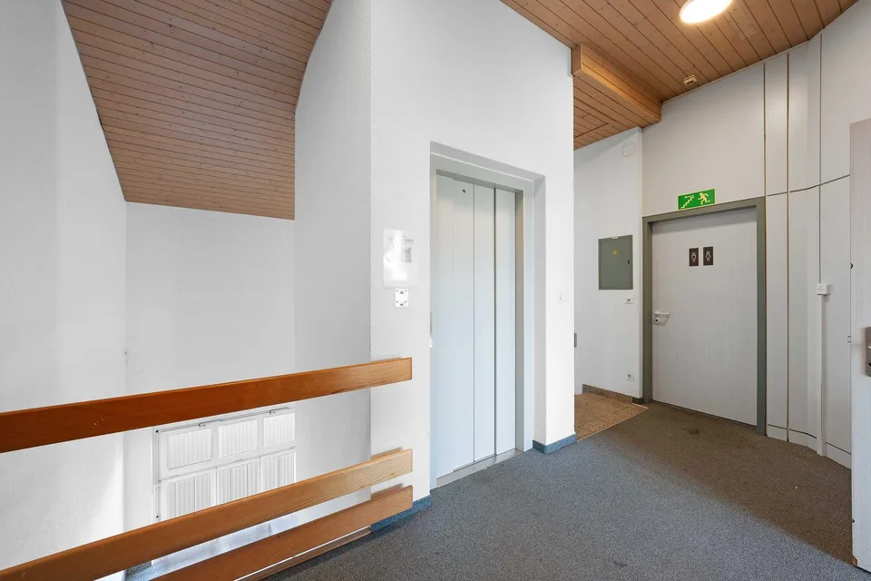 Büro- und Gewerberäumlichkeiten