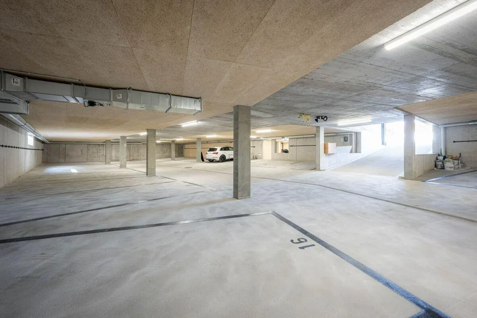 Tiefgaragenplatz zu vermieten