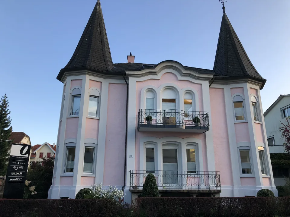 Büroräumlichkeiten im Hochparterre
