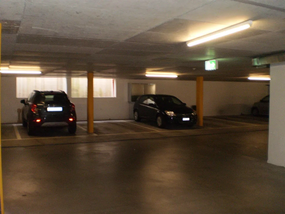 Tiefgaragenplatz zu vermieten