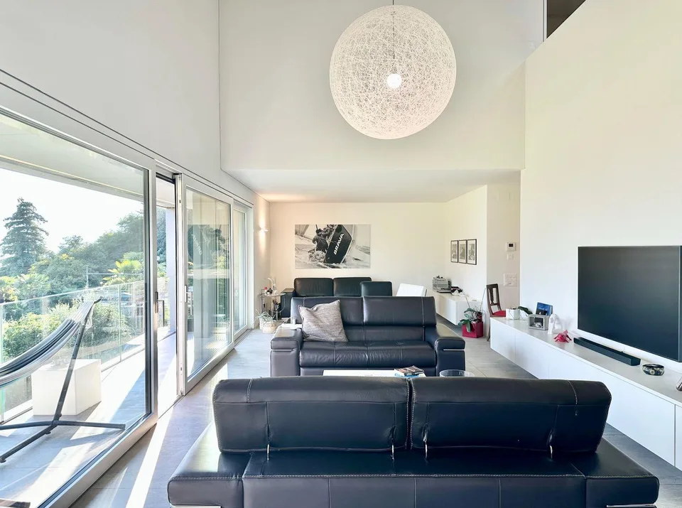 Villa Panoramique avec Vue sur le Lac et Design Unique – Via Mondacce, Minusio – photo 8 sur 26