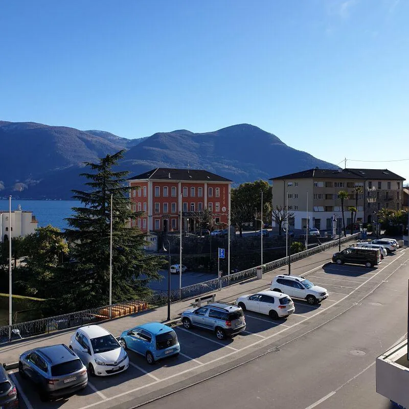 Showroom / atelier dove condividere vita e ricordi! | Ein Gewerbera...